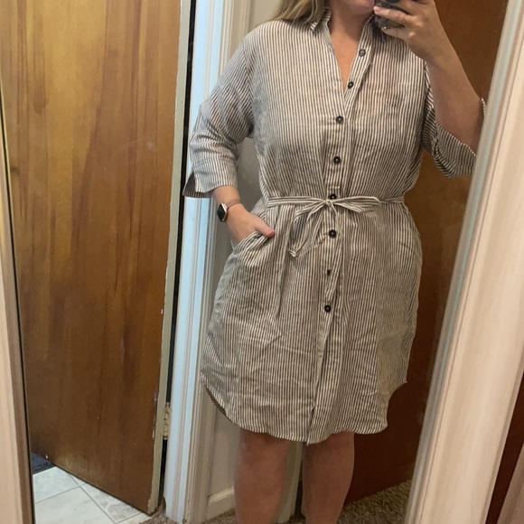 BYTAVI Dress - Picture 9 of 10